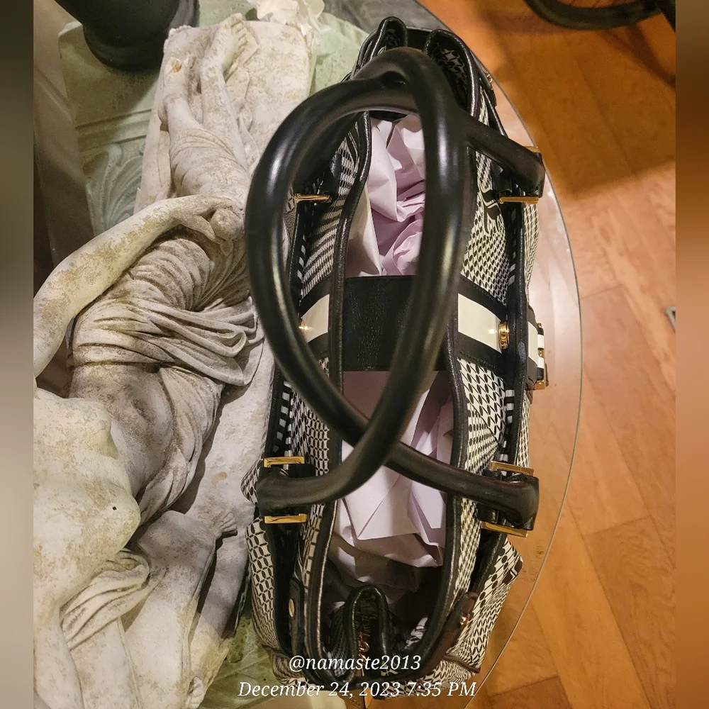 🚫SOLD🚫L.A.M.B. Gwen Stefani Samburu Hopewell Expandable Satchel Luxury - Picture 4 of 16